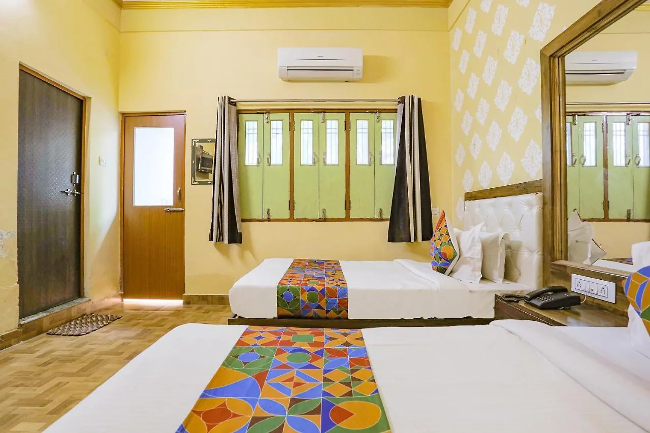 Fabhotel Shivam Palace Varanasi Hotel